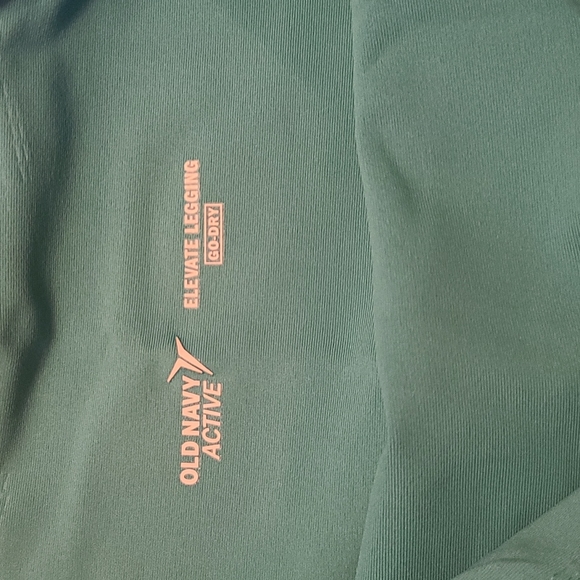 Crop Leggings - Picture 4 of 5